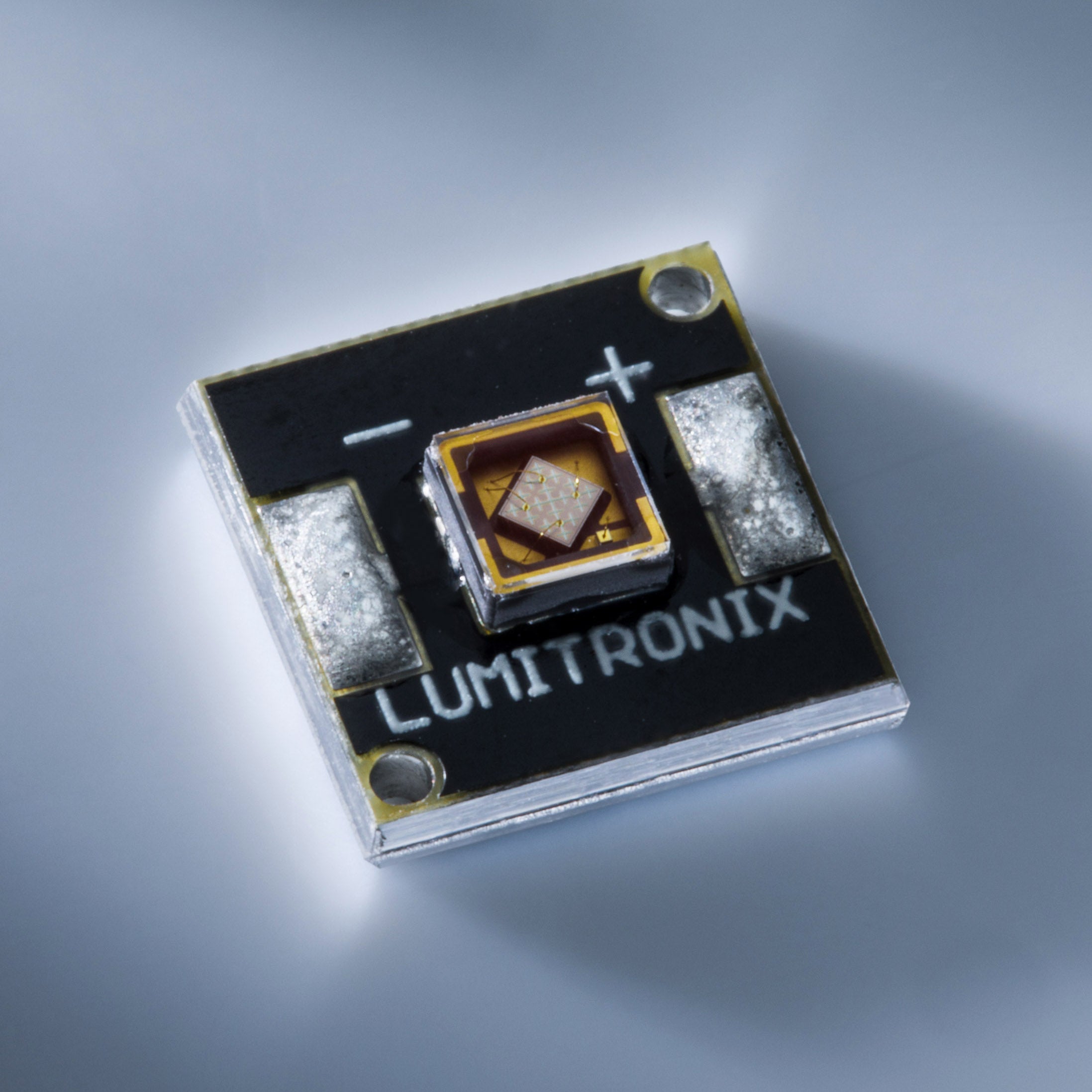 Seoul Viosys SMD LED UV CUN66A1F 365nm 420mW at 250mA 0.9W with PCB (10x10mm) 120deg - view 3