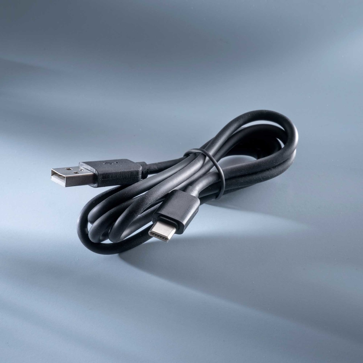 Cable USB-C a USB-A negro 1m para Conext