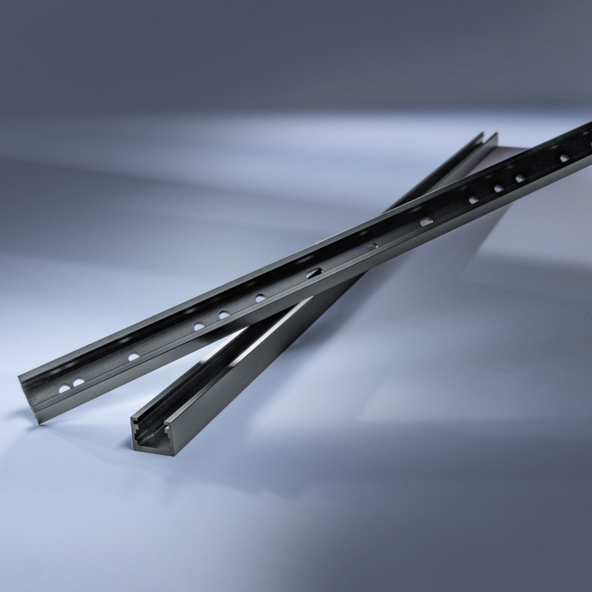 Perfil de aluminio Alubar cromado para Multibar tiras LED 50cm negro anodizado