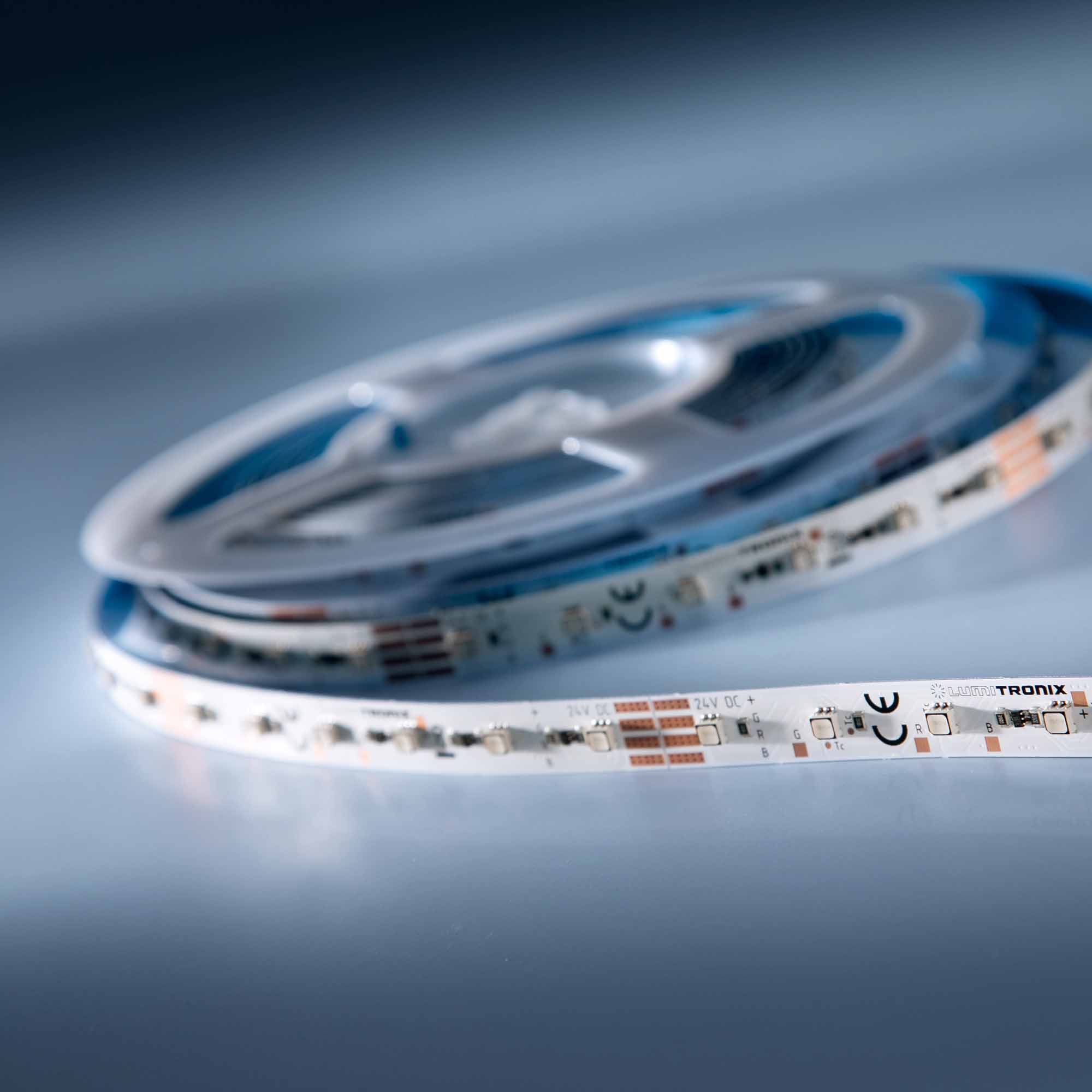 LumiFlex-RGB-2080 Osram tira LED RGB 2475lm 24V 60 LEDs/m 5m bobina (max 495lm/m 11.2W/m)