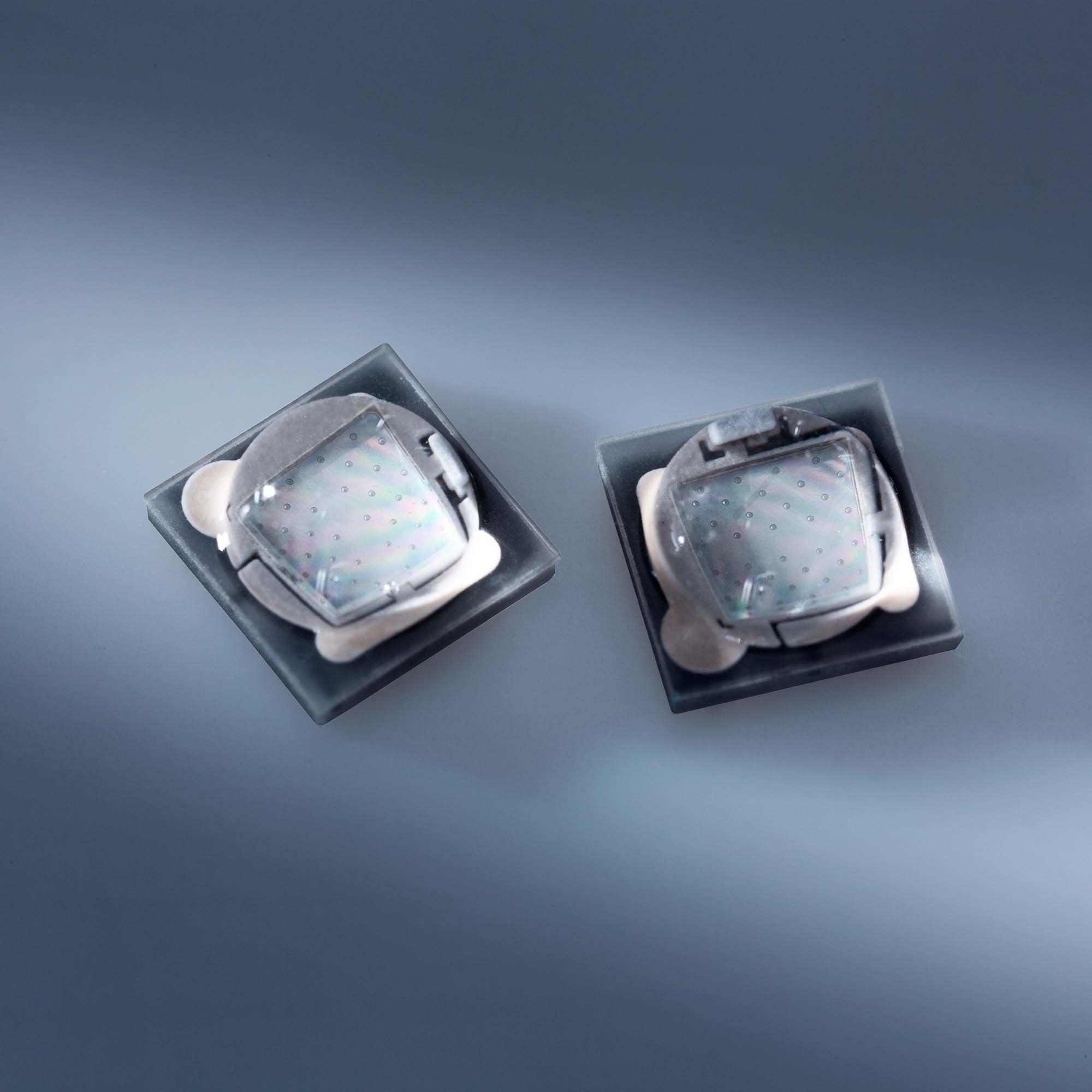 Nichia SMD LED UV NVSU119C 385nm 1340mW at 700mA 2.3W with PCB (10x10mm) - view 2