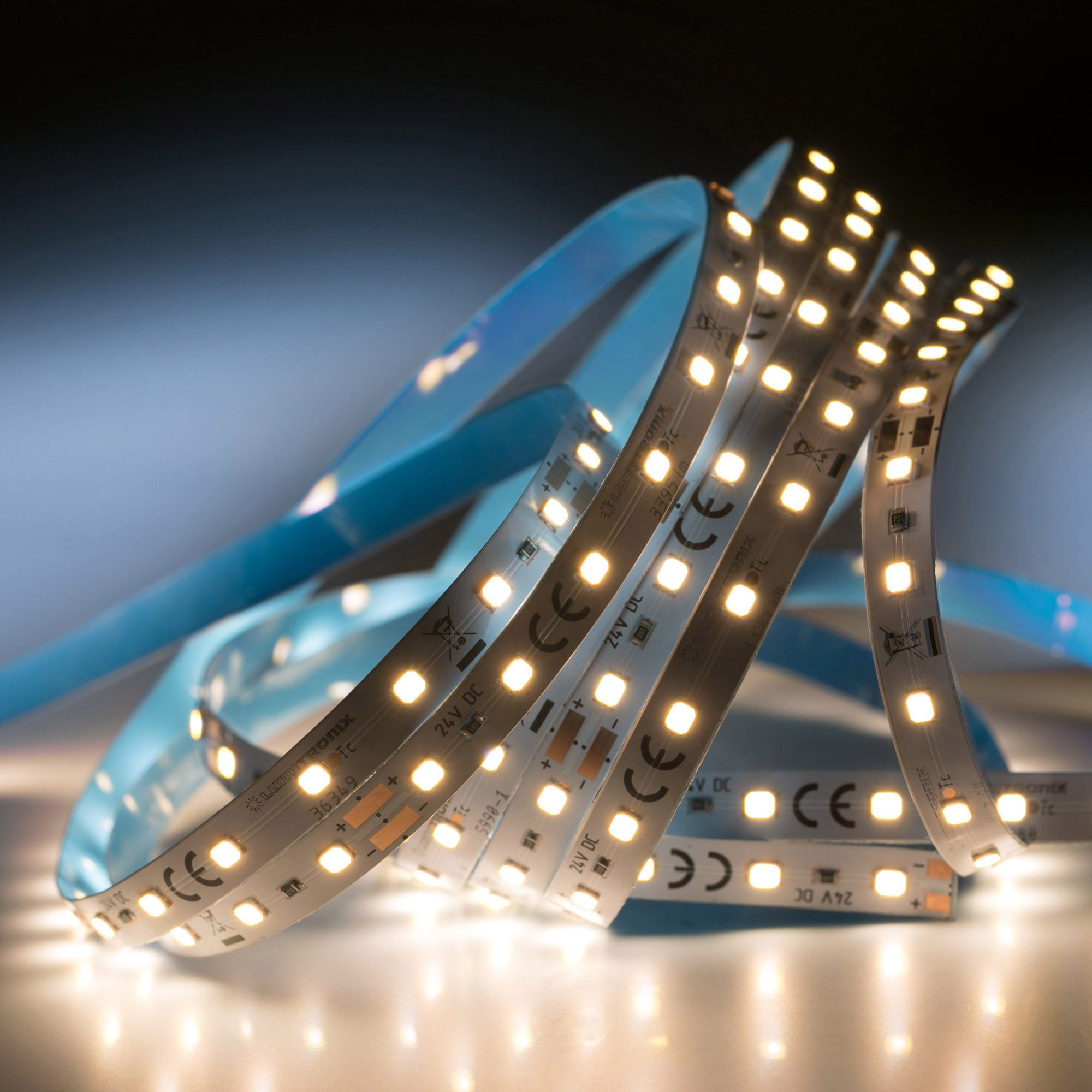 LumiFlex1080 Seúl <t>tira LED</t> blanco puro CRI80 4000K 3395lm 24V 70 LEDs/m 5m bobina (680lm/m 4.14W/m) 