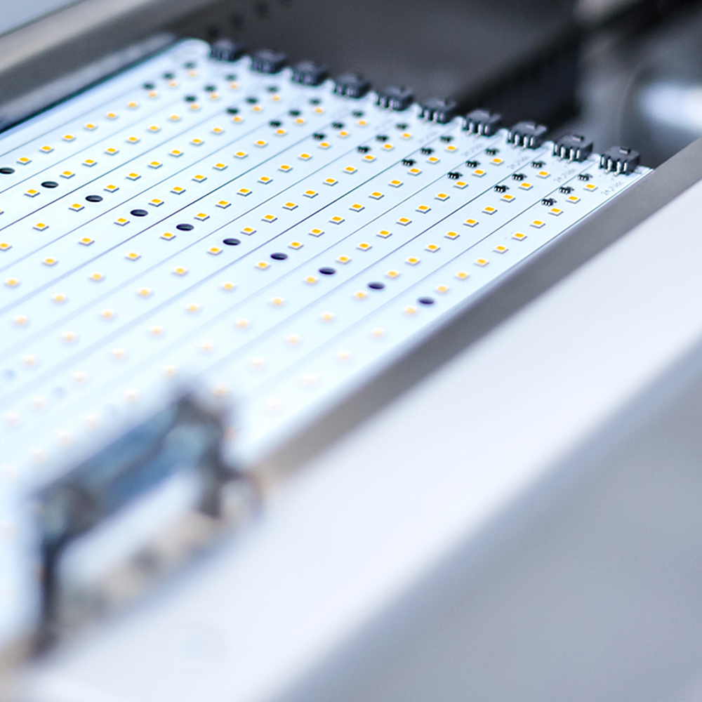 Hecho a medida Módulos LED compactos Nichia 757 blanco, 150-600 mm de longitud y 5-400 mm de anchura, fabricados en Alemania