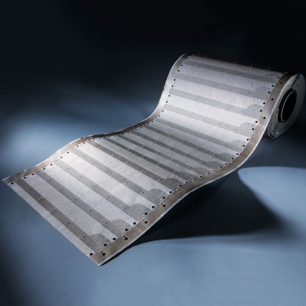 PaperFlex-1-1080 Módulo LED Osram ONE ROW 5x35cm & 7 LEDs blanco cálido 2700K 24V 2900lm/sqm 24V 35cm de ancho 